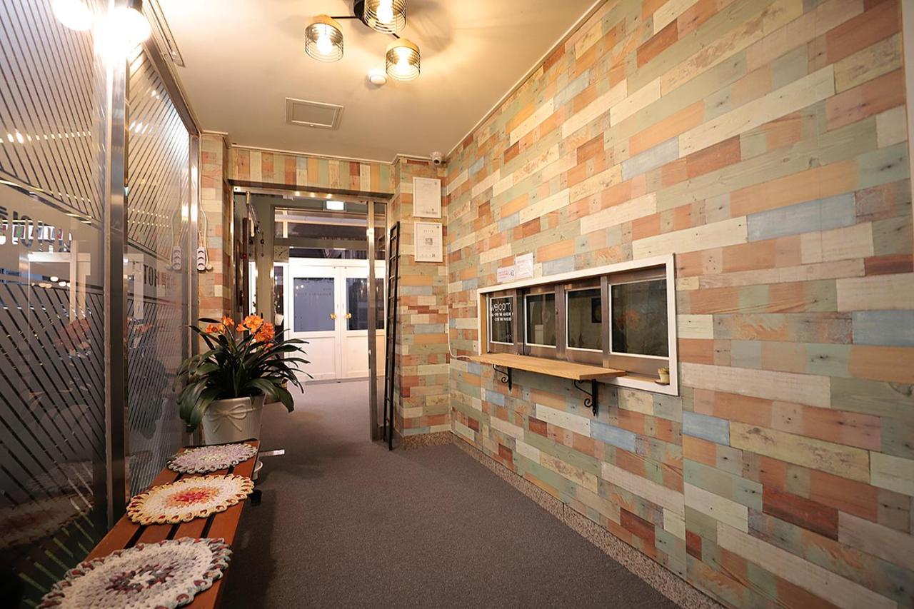 Stay Romantictrip_Hostel คยองจู ภายนอก รูปภาพ
