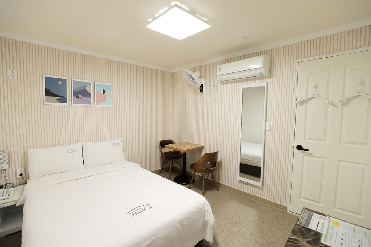 Stay Romantictrip_Hostel คยองจู ภายนอก รูปภาพ