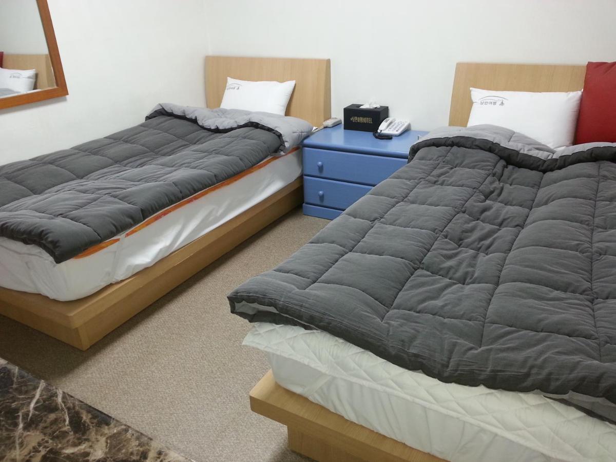Stay Romantictrip_Hostel คยองจู ภายนอก รูปภาพ